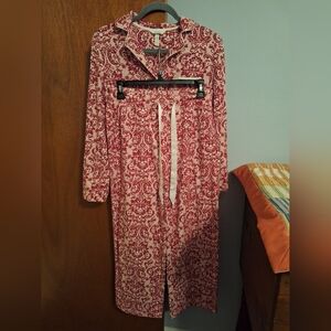 Sonoma Red and Ivory Paisley Pajama Set Long Sleeve Button Down, Pockets Size S